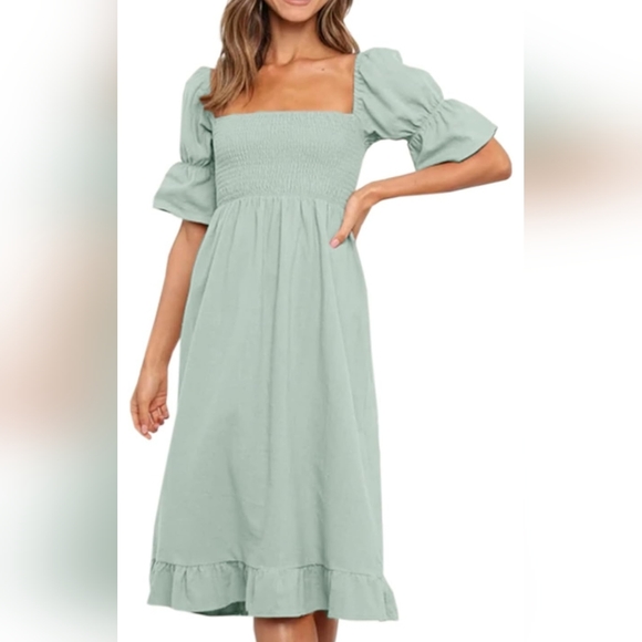 Boutique Dresses & Skirts - SOLD. Merca.ri